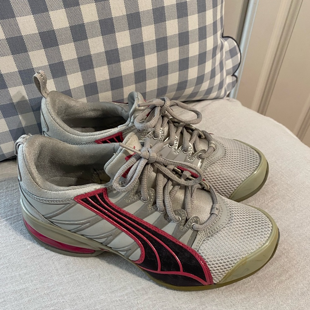 PUMA Sneakers Athletic Running Cell  Shoes White

Size 7